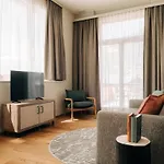 Kurve & Lounge