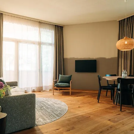 Kurve & Lounge Lägenhetshotell Adelboden