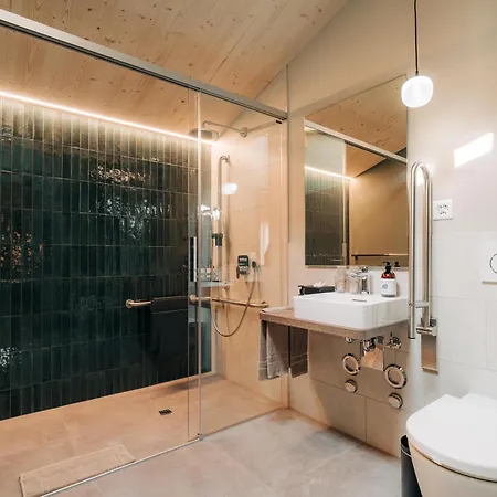 Kurve & Lounge Aparthotel