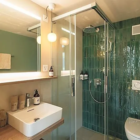 Apartahotel Kurve & Lounge 4*