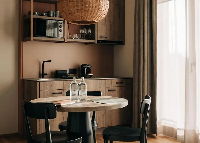 Lejlighedshotel Kurve & Lounge 4*