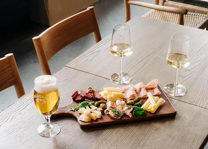 Kurve & Lounge Lejlighedshotel 4*