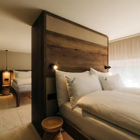 Kurve & Lounge Апарт-отель