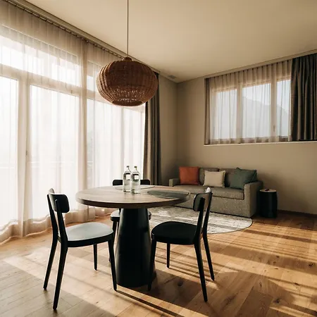 Kurve & Lounge Адельбоден